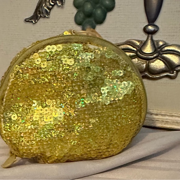 NWT Na! Na! Na! surprise small gold sequence duck purse. - Picture 2 of 3